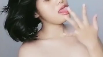 Bokep Indo Syill Bugil Menggoda Bikin Titit Tegang