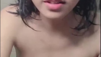 Bokep Indo Rara ABG Live Mandi di HOT51