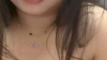 Daniar Omek Sange Banget Di Kasur