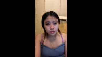 Goyang Asyik Bareng Si Cantik Imut Finaaa ID 88350808 Mango