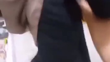 Bokep Indo Ngewe Doggy Cewek Jilbab Di Konter HP