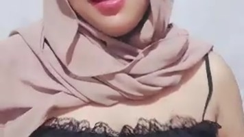 Bokep Jilbab – Ameena Hijaber Tobrut Ngondoy Endignya Bugil Show Dream
