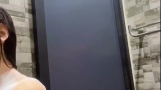 Pengen Mandi Bareng Kak Just Somecy Seleb Cantik