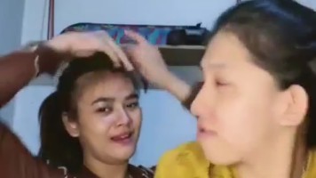 Duo Lesbi Pamer Toket Saling Berciuman Dream Live