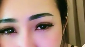 Shaciko Yubi Joget Striptis Seksi Mango